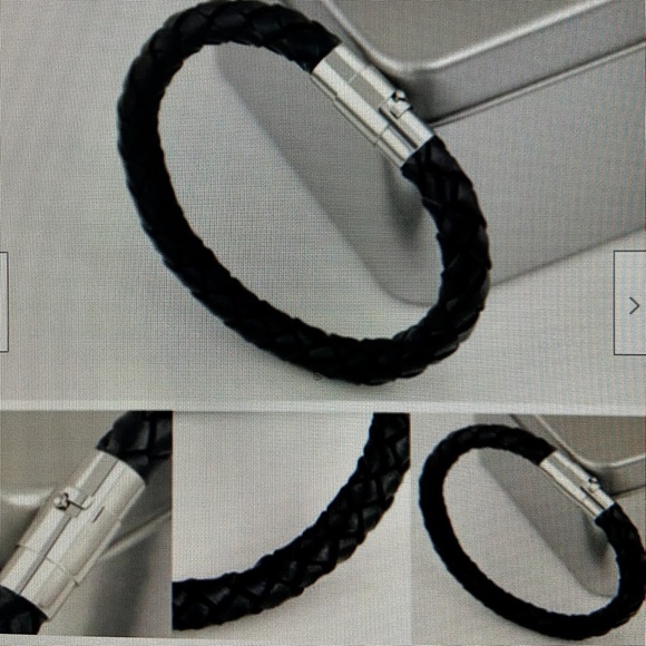 Red Braided Leather Bracelet with Padlock Charm - Picture 12 of 13